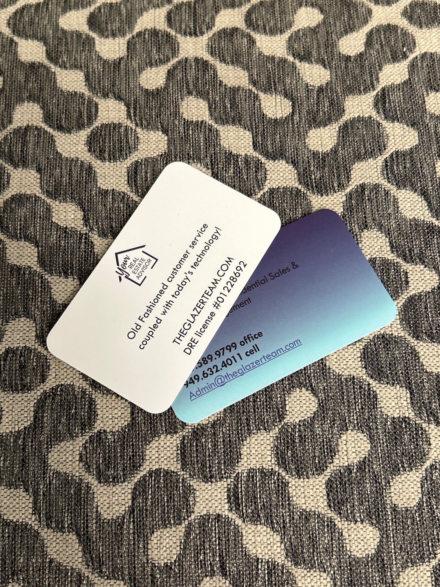 Custom Clear, Frosted & White 20pt Plastic Business Cards - Durable, Modern Designs